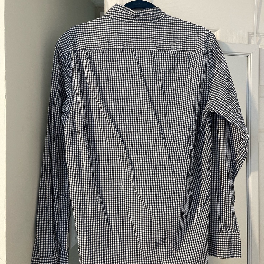 Men's JCrew Button Down - Picture 4 of 4